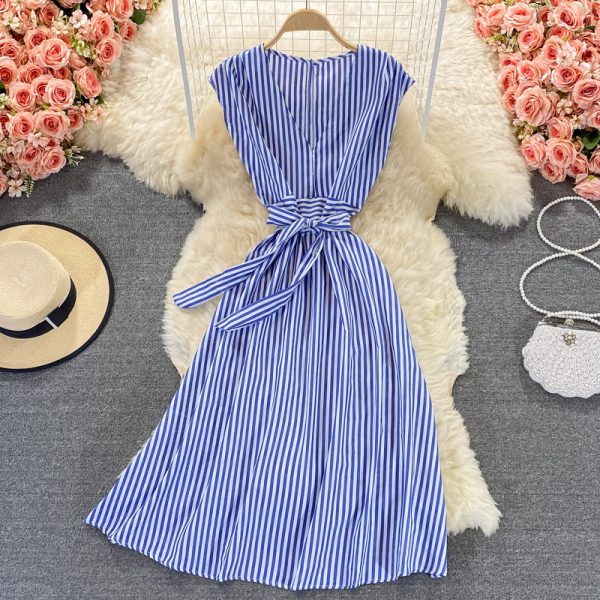 Royal sister light mature style striped V-neck dress  new women's summer waist waist was thin and high temperament long skirt - Image 4