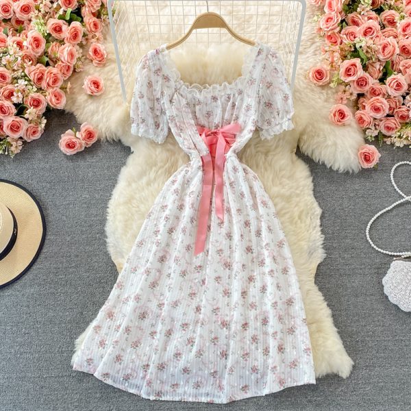 Summer New Women's Gentle French First Love Sweet Pink Floral Chiffon Puff Sleeve Square Collar Dress