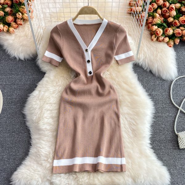 Knitted Dress for Womensummer New Mid-Length Slim-Fit Slimming V-Neckline Contrast Color Waist-Tight Short Hip Skirt - Image 4