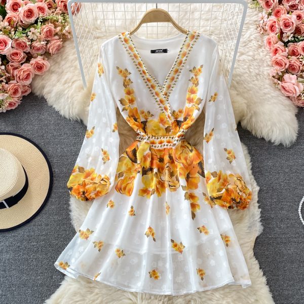 Small Waist Slimming V-Neckline Dress New Summer French Super Fairy Court Style Printed A- line Skirt - Image 2